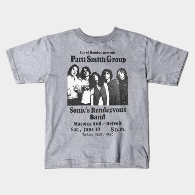 patti  smith grouppp Kids T-Shirt by pvur_tattoo